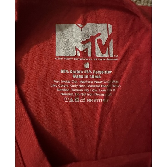 Women's MTV Holiday‎ t-shirt; Size Medium - Picture 2 of 2
